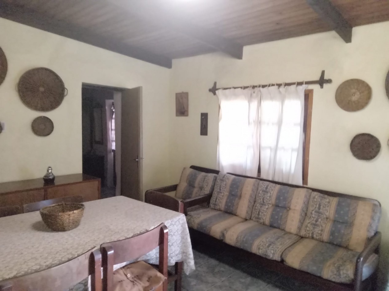Propriete rurale dans la Sierra de Carape. 267 hectares. Maison de 8 chambres.