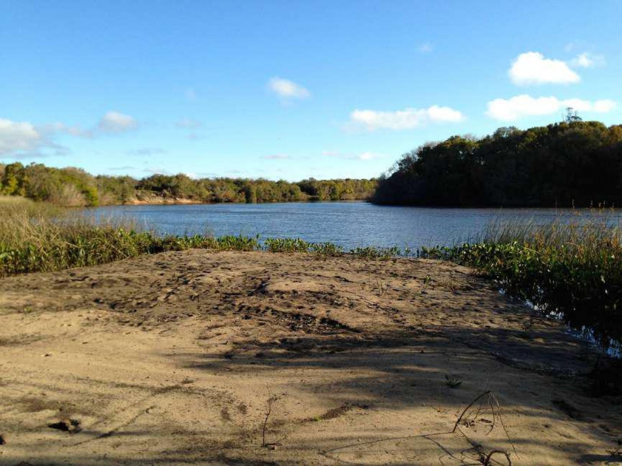 Ferme a Boca del Rosario. Mouillage face a Buenos Aires